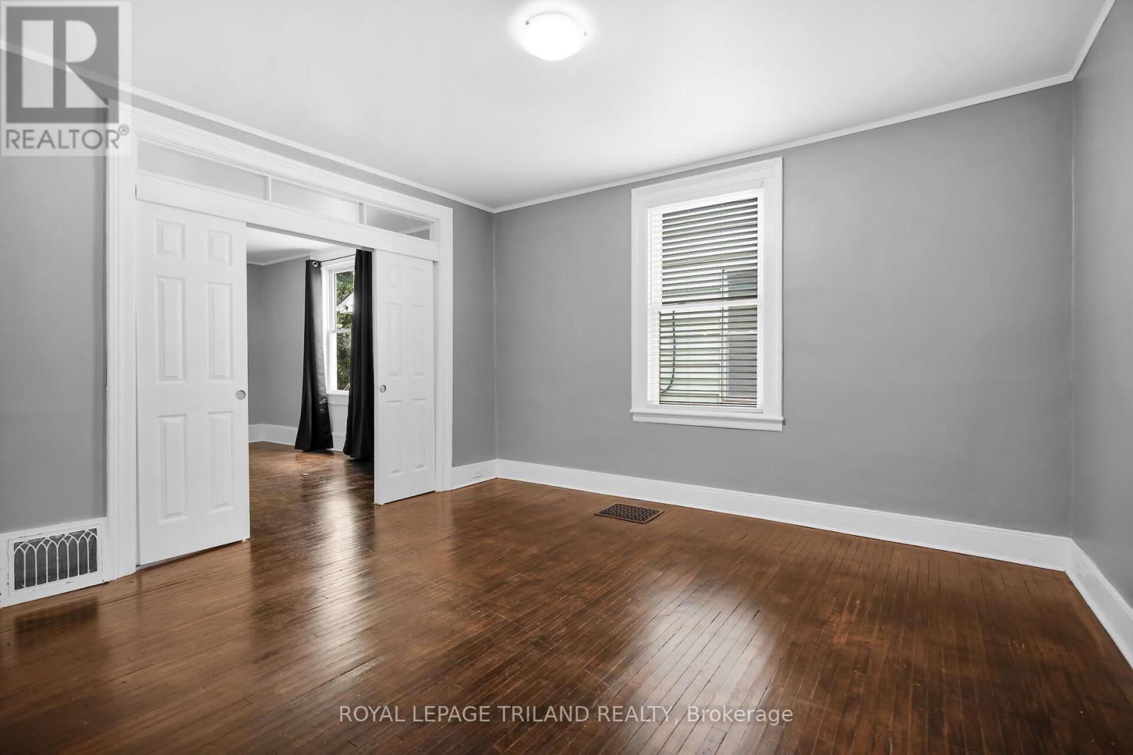 1 - 122 Centre Street, St. Thomas, ON - Indoor Photo Showing Other Room