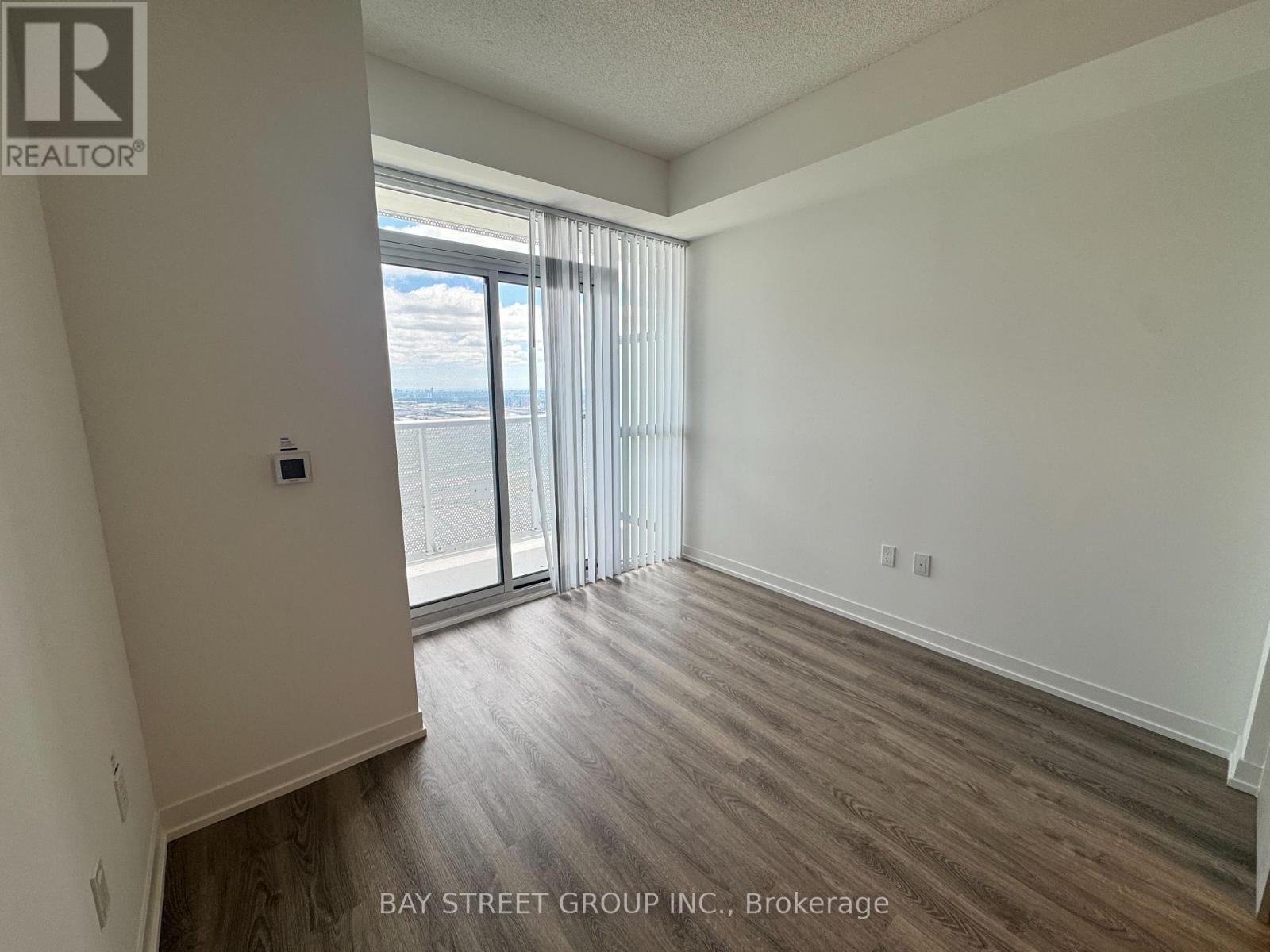 5510 - 8 Interchange Way, Vaughan, ON - Indoor Photo Showing Other Room