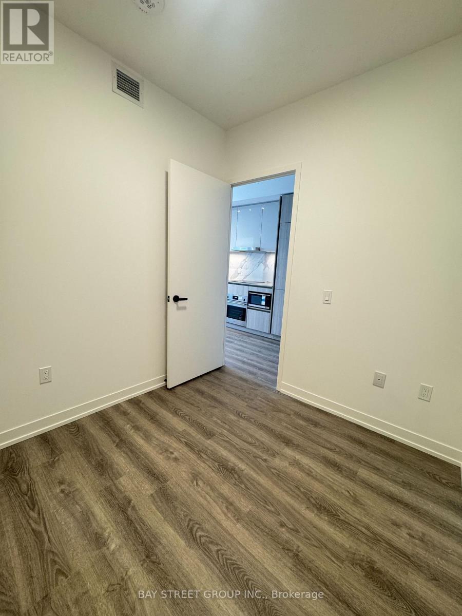 5510 - 8 Interchange Way, Vaughan, ON - Indoor Photo Showing Other Room