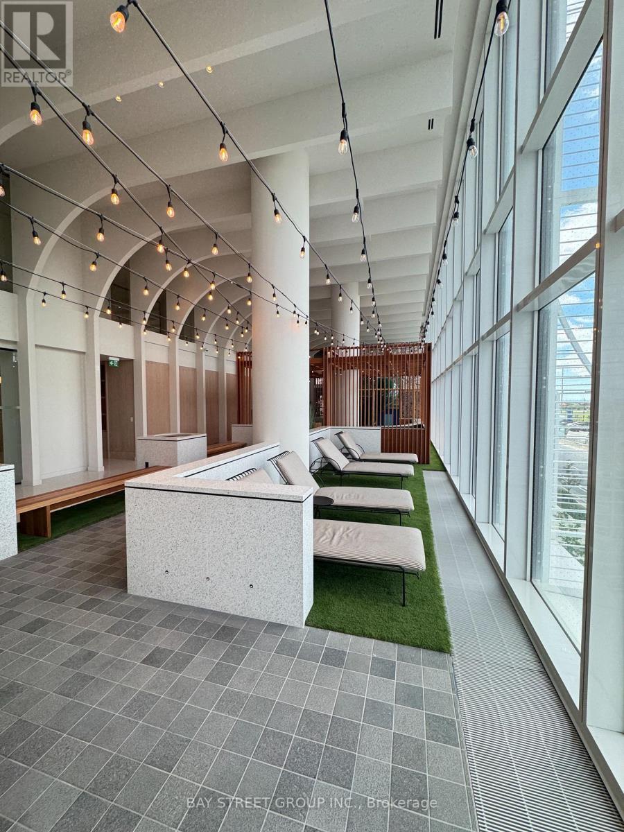 5510 - 8 Interchange Way, Vaughan, ON - Indoor Photo Showing Other Room