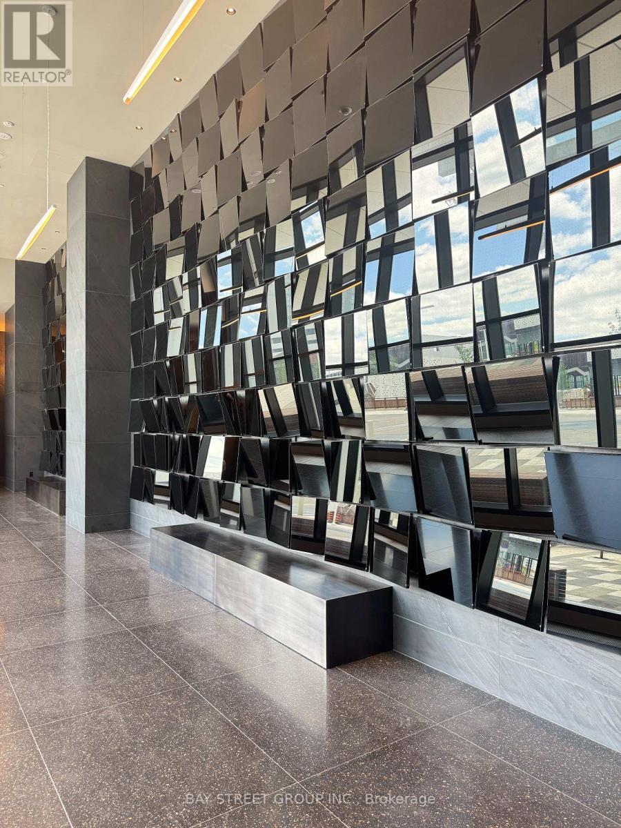 5510 - 8 Interchange Way, Vaughan, ON - Indoor Photo Showing Other Room