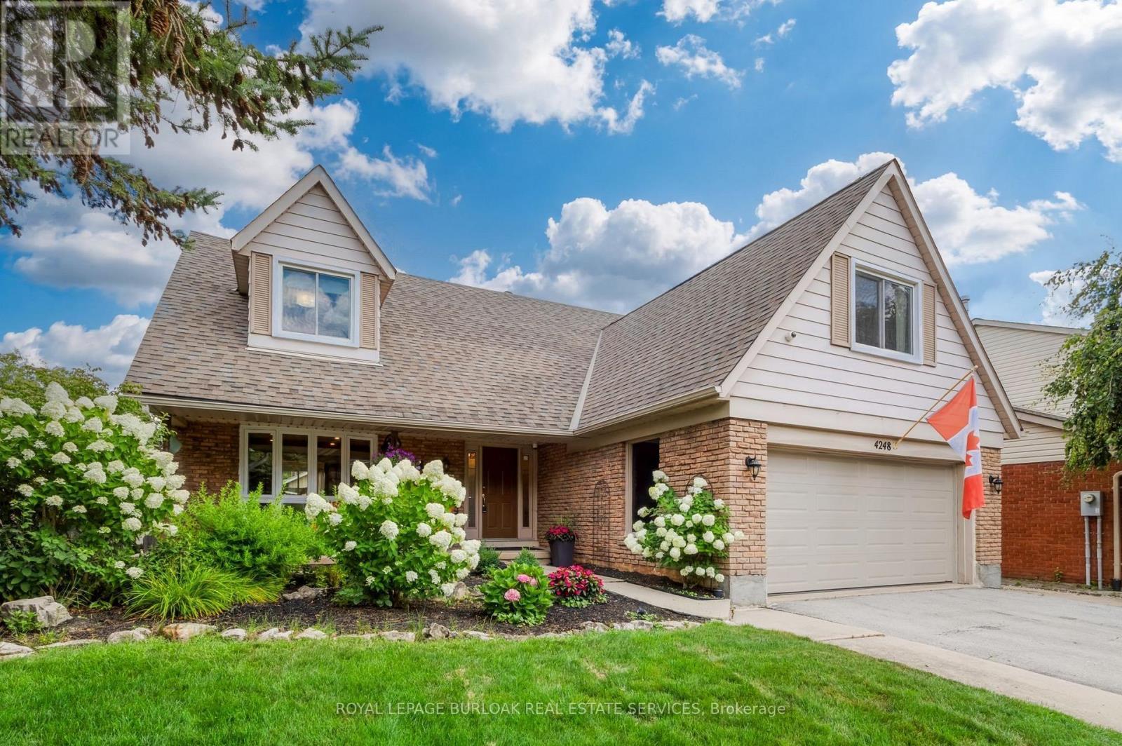 4248 Dunvegan Road, Burlington, ON - Outdoor