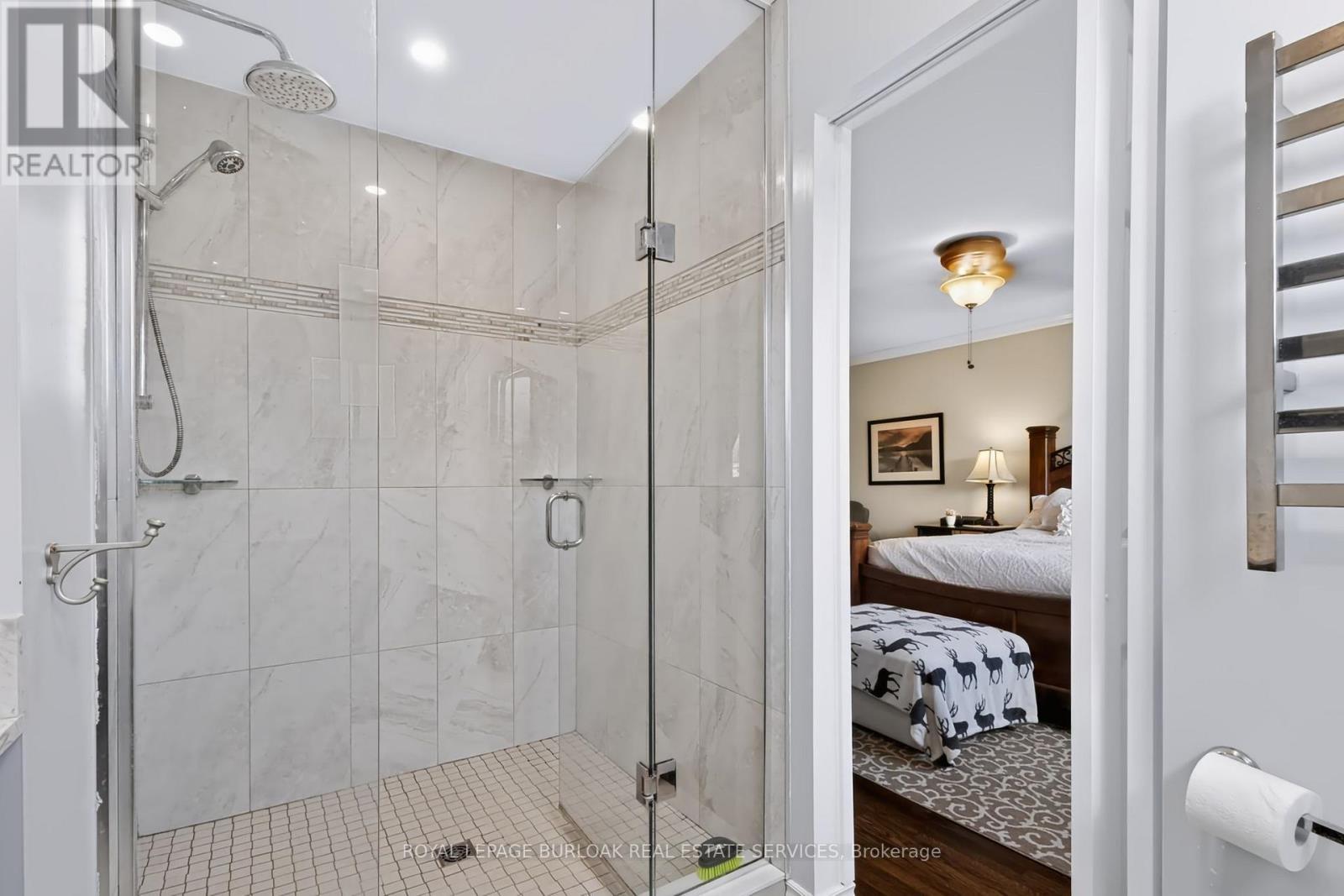 4248 Dunvegan Road, Burlington, ON - Indoor Photo Showing Bathroom