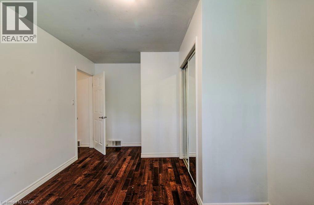 109 White Oak Place, Waterloo, ON - Indoor Photo Showing Other Room