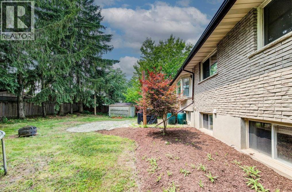 109 White Oak Place, Waterloo, ON - Outdoor