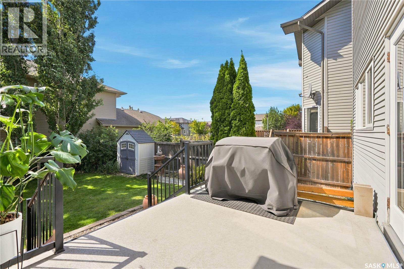 554 Lynd Place, Saskatoon, SK - Outdoor With Exterior