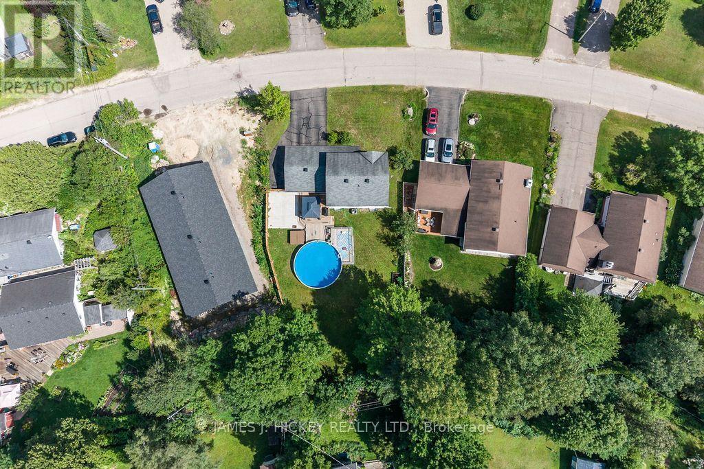 4 Banting Drive, Deep River, ON - Outdoor With View