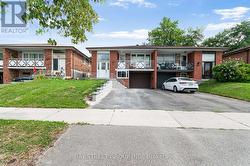 89 MINTWOOD DRIVE Toronto, ON M2M 3A6