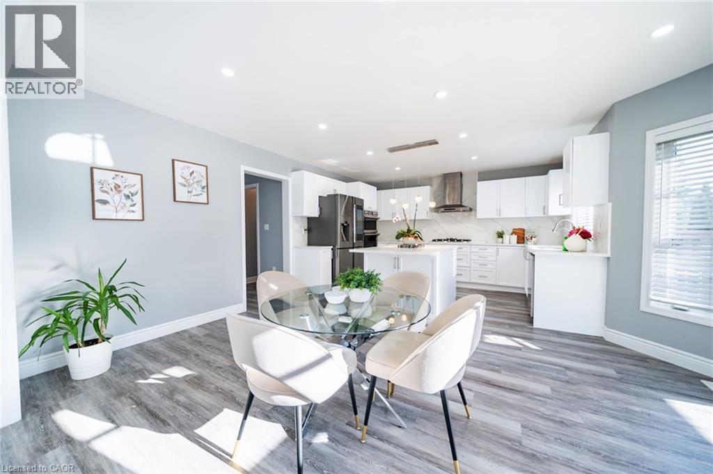 151 Baldwin Drive, Cambridge, ON - Indoor Photo Showing Dining Room