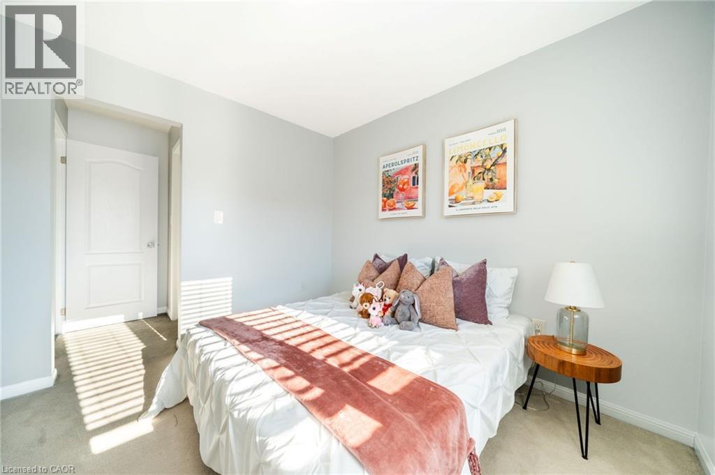 151 Baldwin Drive, Cambridge, ON - Indoor Photo Showing Bedroom