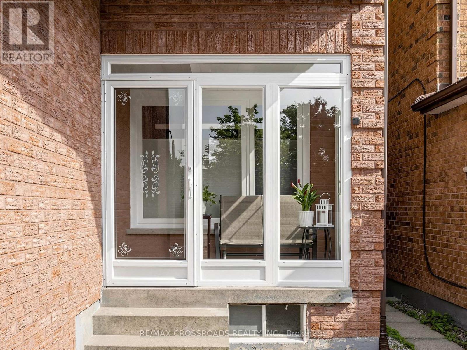 108 Anthony Lane, Vaughan, ON - Outdoor