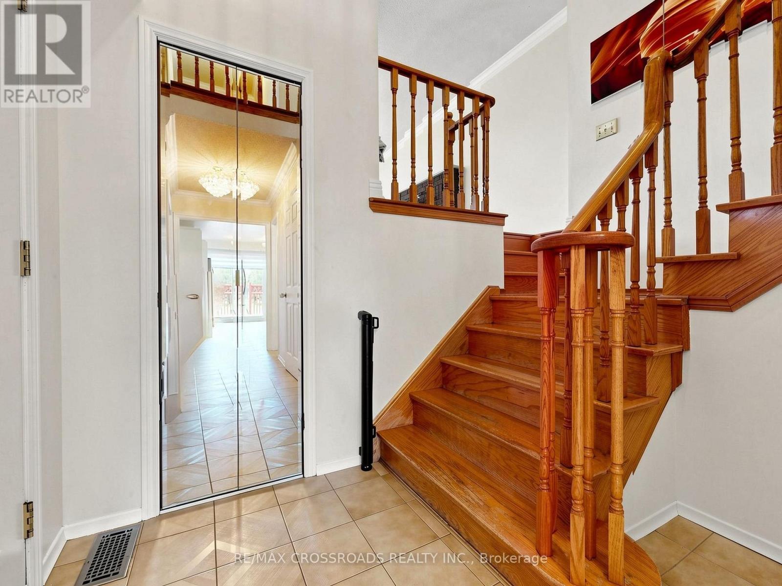 108 Anthony Lane, Vaughan, ON - Indoor Photo Showing Other Room