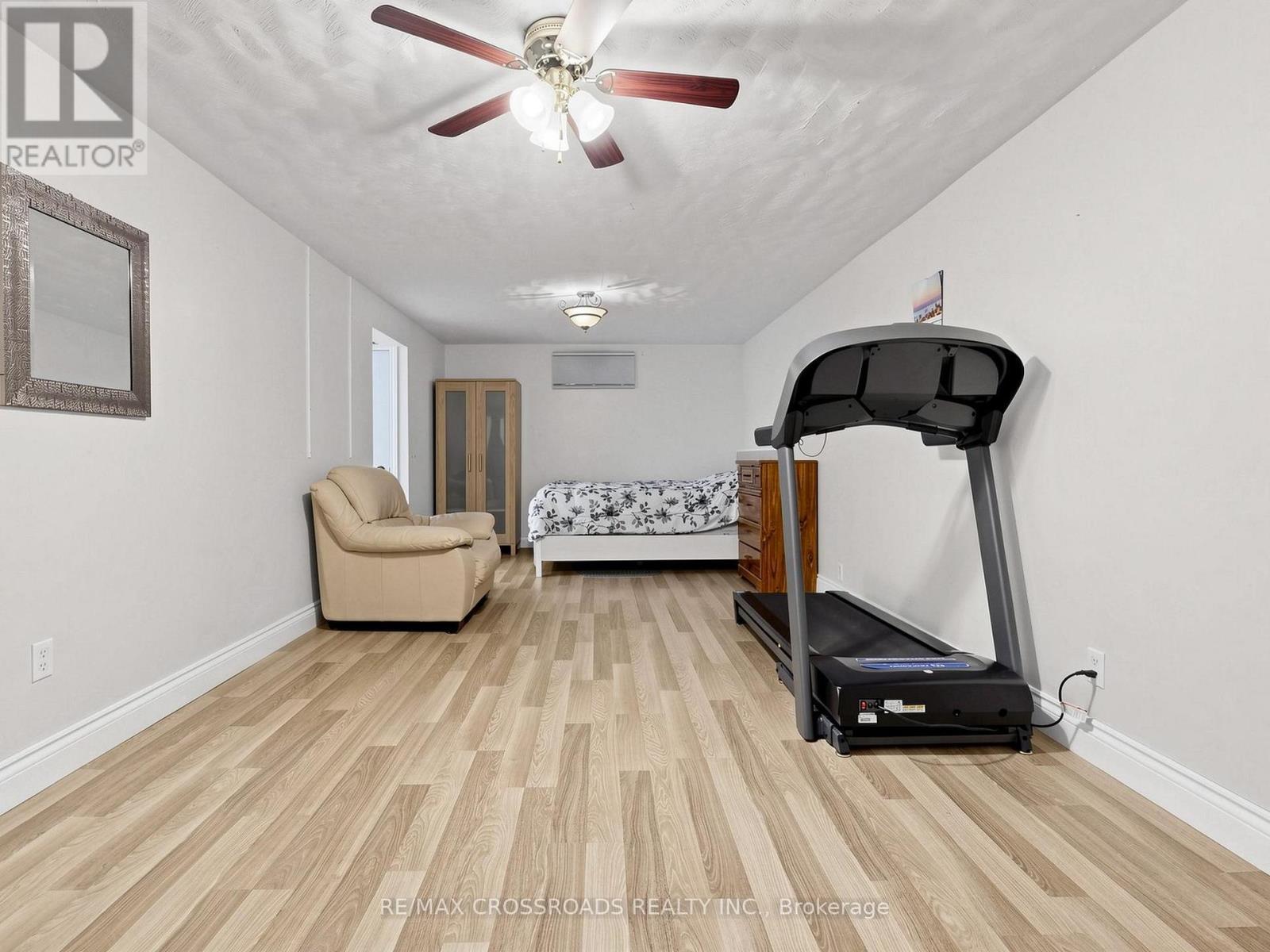 108 Anthony Lane, Vaughan, ON - Indoor Photo Showing Gym Room