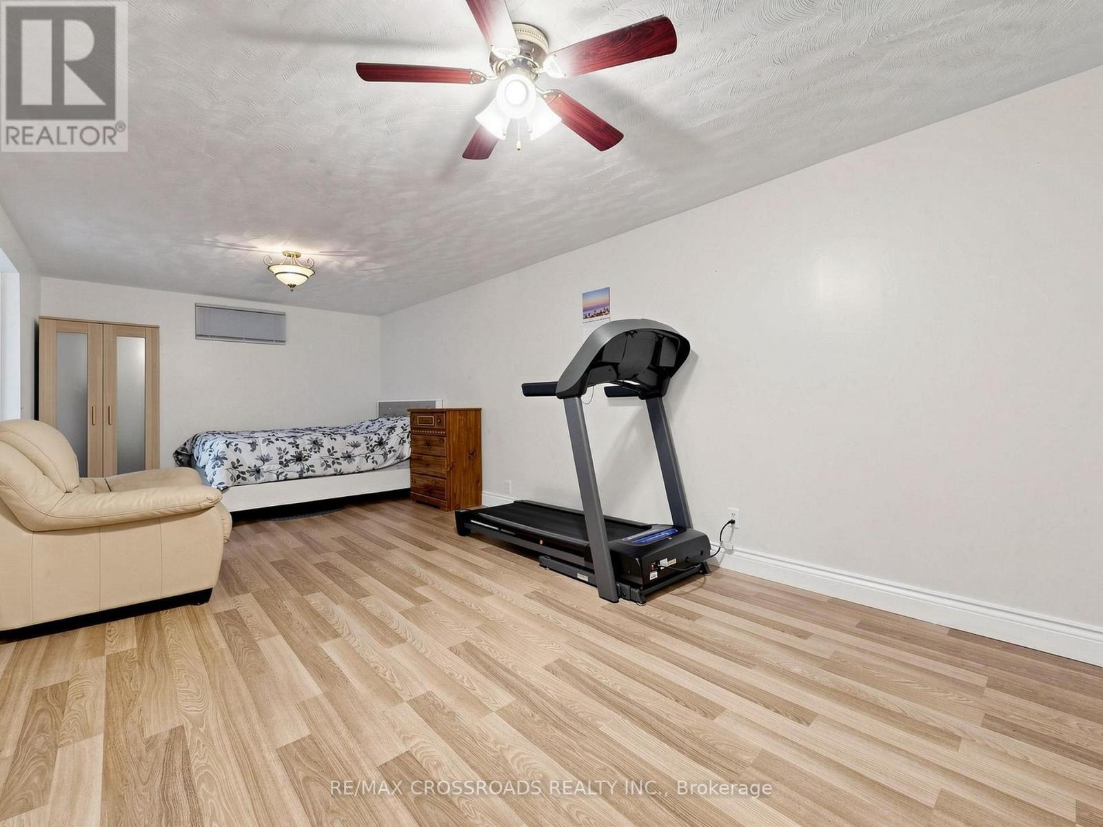 108 Anthony Lane, Vaughan, ON - Indoor Photo Showing Gym Room