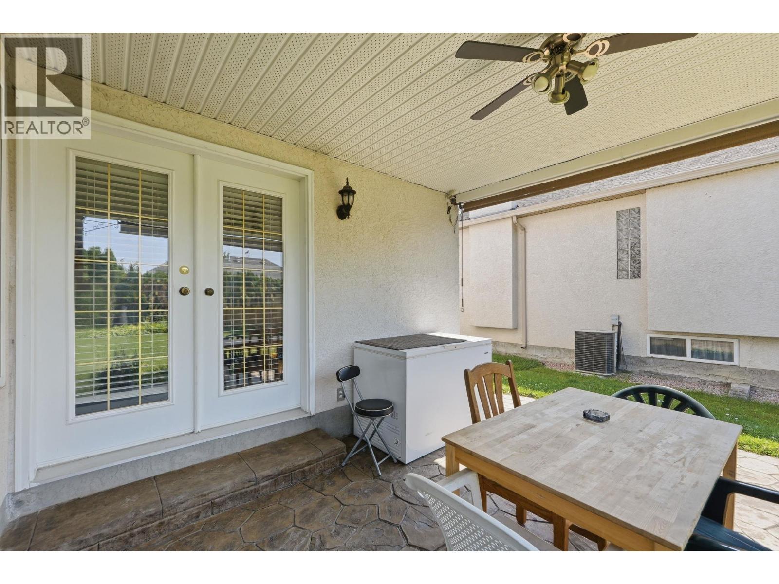 348 Phipps Crescent, Kelowna, BC - Outdoor With Deck Patio Veranda With Exterior