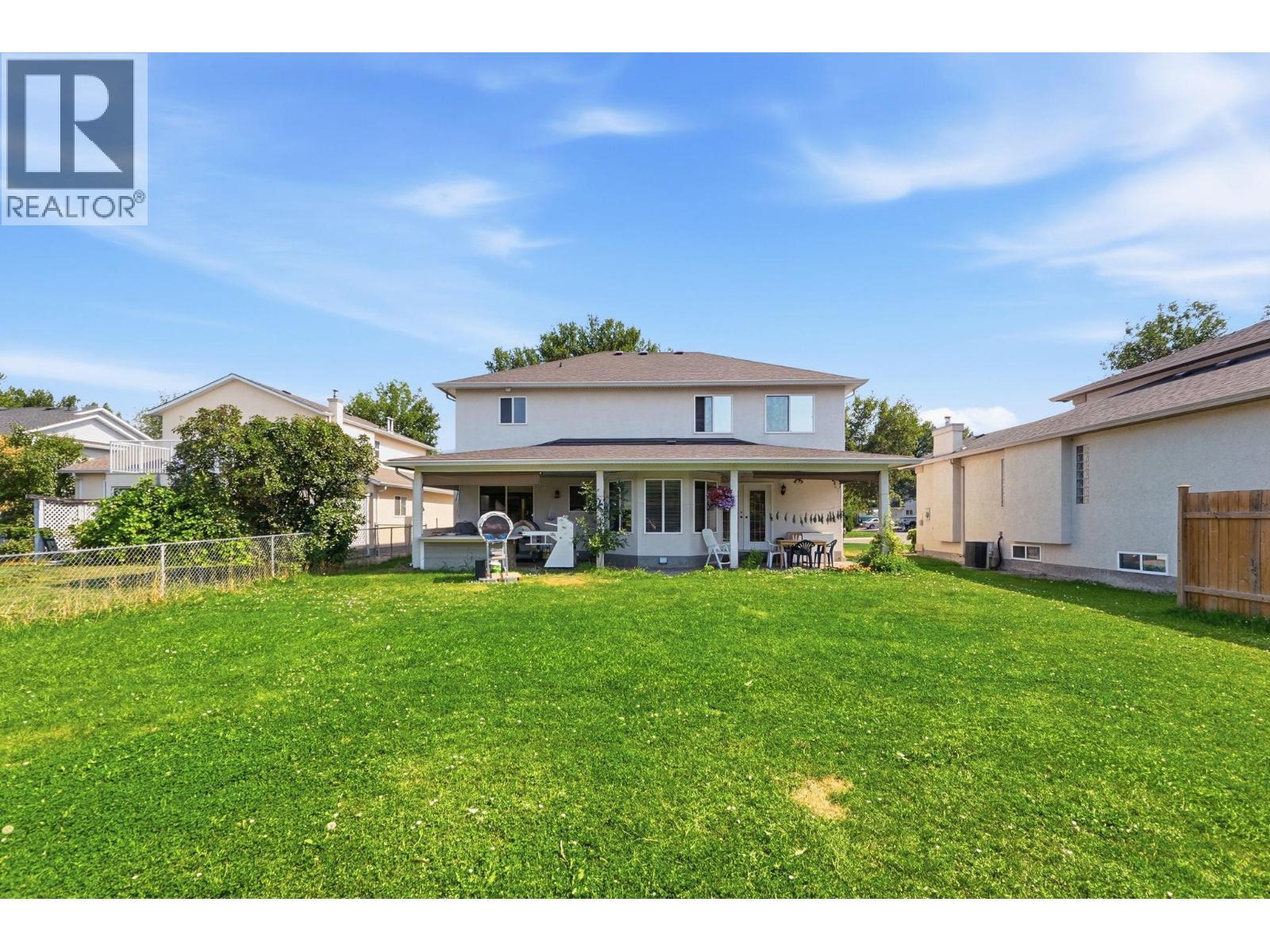 348 Phipps Crescent, Kelowna, BC - Outdoor With Deck Patio Veranda