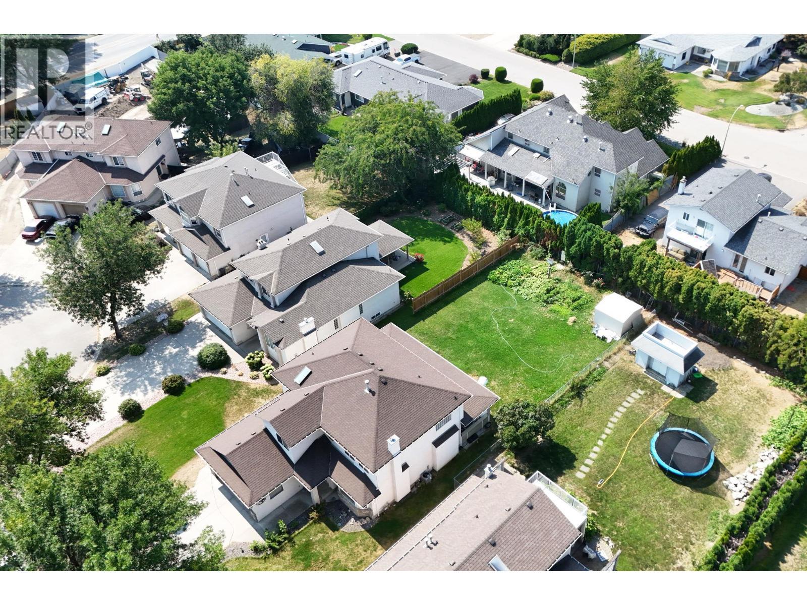 348 Phipps Crescent, Kelowna, BC - Outdoor With View