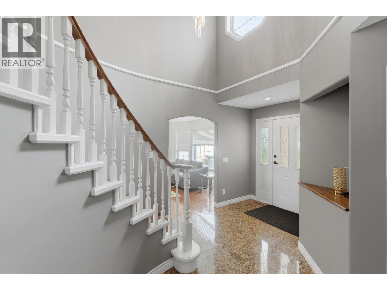 348 Phipps Crescent, Kelowna, BC - Indoor Photo Showing Other Room