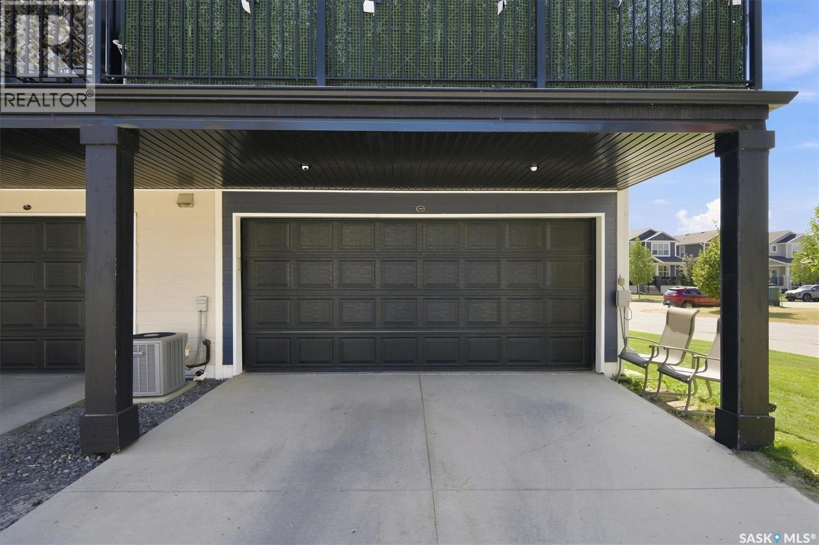 703 Meadows Boulevard, Saskatoon, SK - Outdoor With Exterior