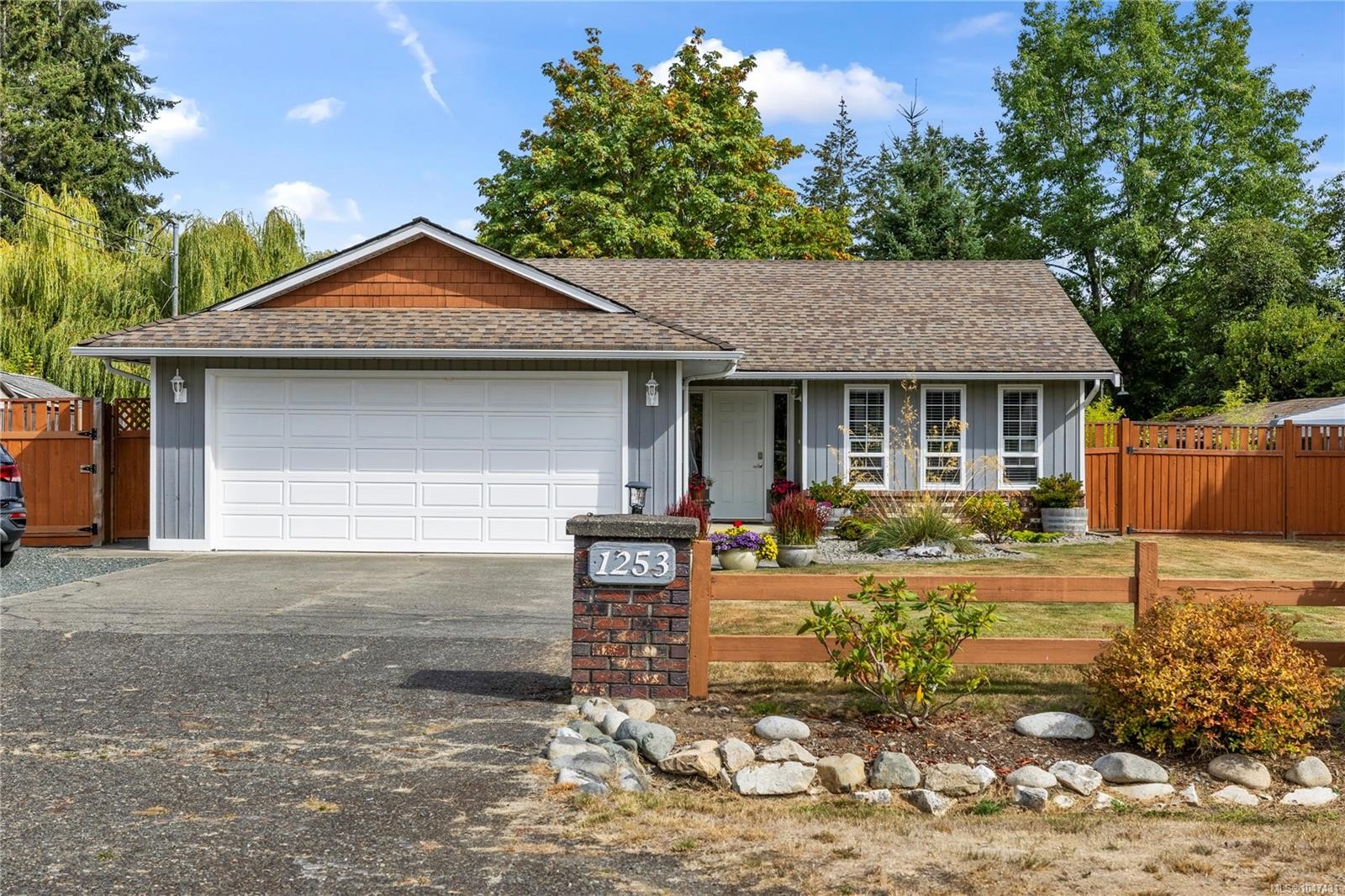 1253 Ormonde Rd, French Creek, BC