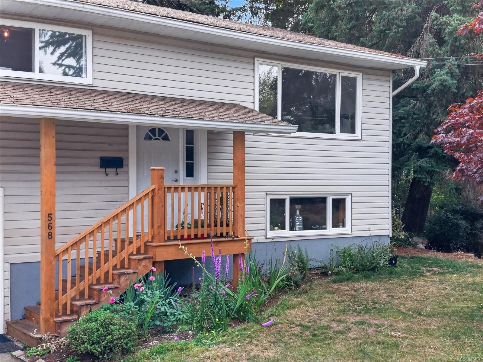 568 Salish St, Comox, BC