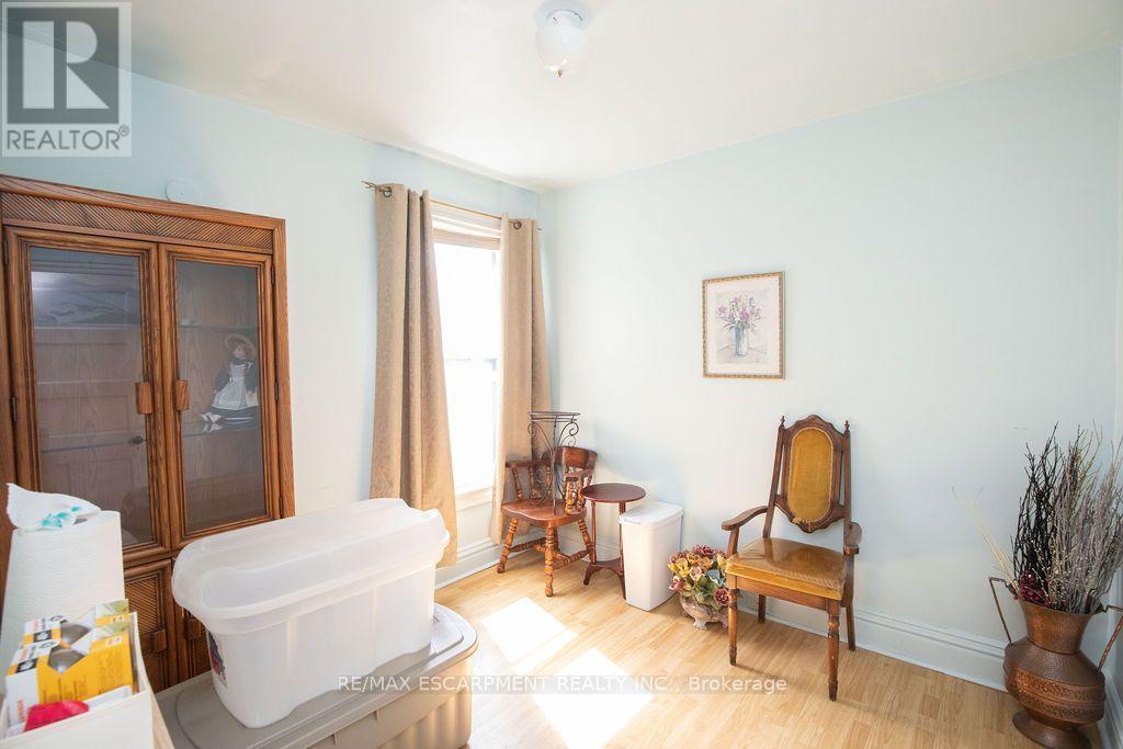66 Sherman Avenue N, Hamilton, ON - Indoor