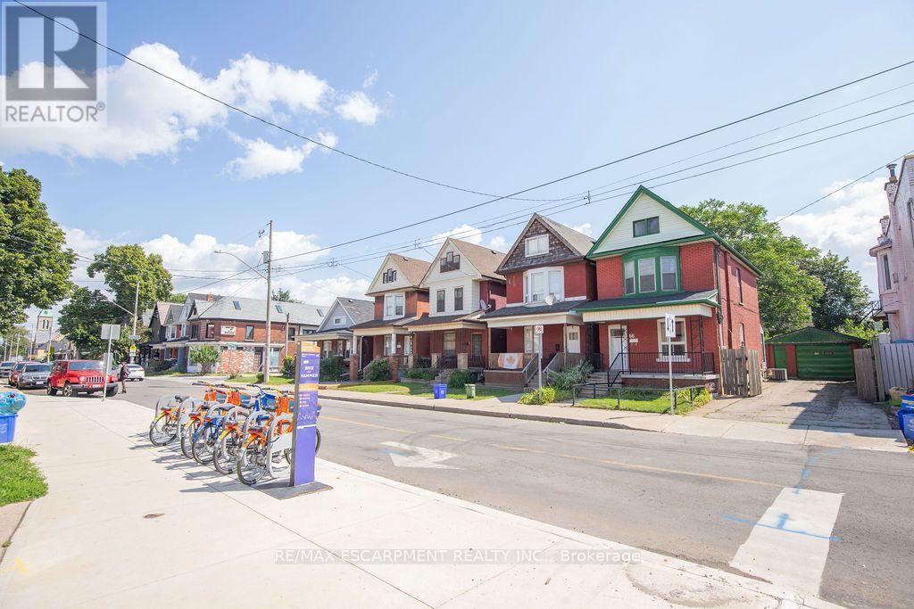 66 Sherman Avenue N, Hamilton, ON - Outdoor With Facade