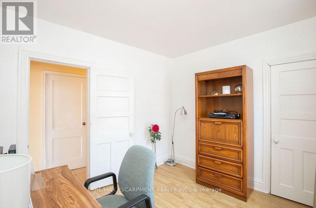 66 Sherman Avenue N, Hamilton, ON - Indoor
