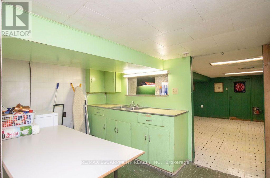 66 Sherman Avenue N, Hamilton, ON - Indoor