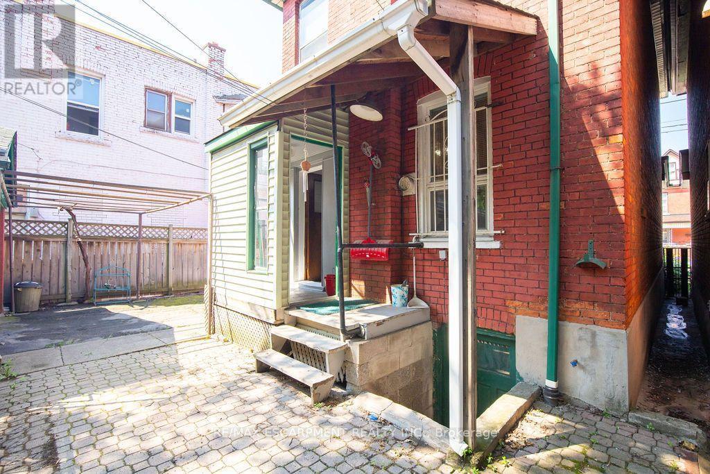 66 Sherman Avenue N, Hamilton, ON - Outdoor With Exterior