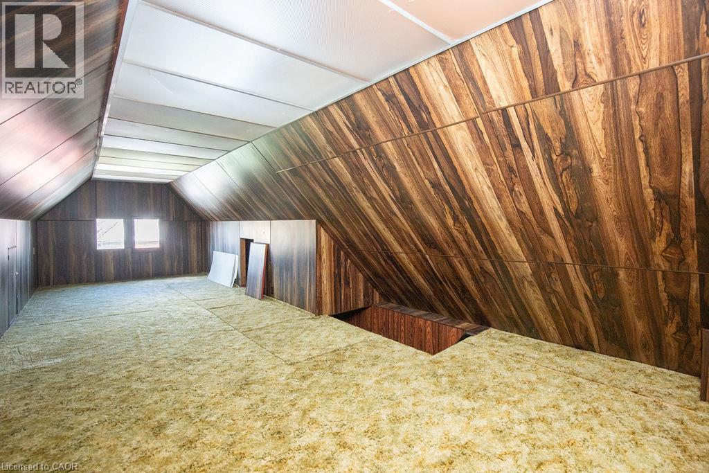 66 Sherman Avenue N, Hamilton, ON - Indoor Photo Showing Other Room