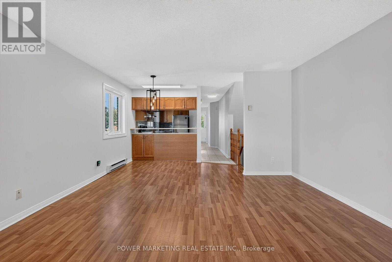 442 Briston Private, Ottawa, ON - Indoor Photo Showing Other Room