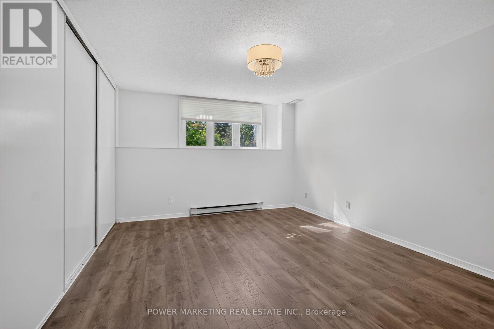 442 Briston Private, Ottawa, ON - Indoor Photo Showing Other Room