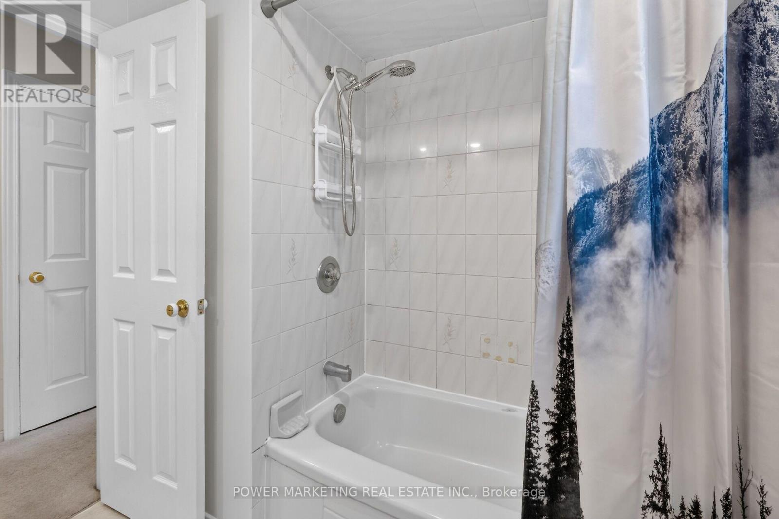 442 Briston Private, Ottawa, ON - Indoor Photo Showing Bathroom