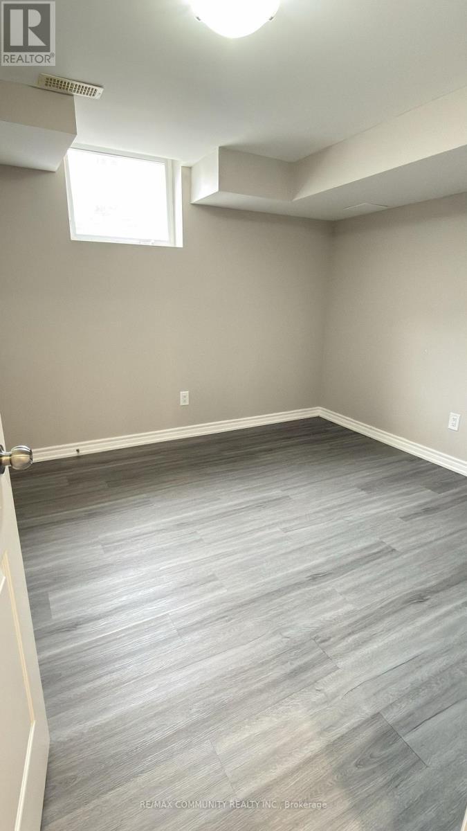 3336 Stoney Crescent, Mississauga, ON - Indoor Photo Showing Other Room