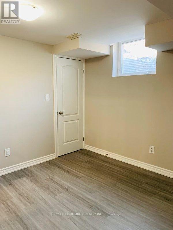 3336 Stoney Crescent, Mississauga, ON - Indoor Photo Showing Other Room
