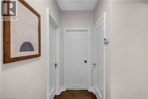 31 Scotia Avenue, Hamilton, ON - Indoor Photo Showing Other Room
