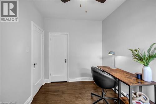 31 Scotia Avenue, Hamilton, ON - Indoor Photo Showing Other Room