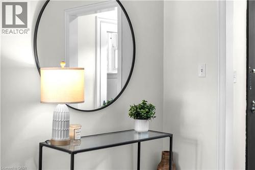 31 Scotia Avenue, Hamilton, ON - Indoor Photo Showing Other Room
