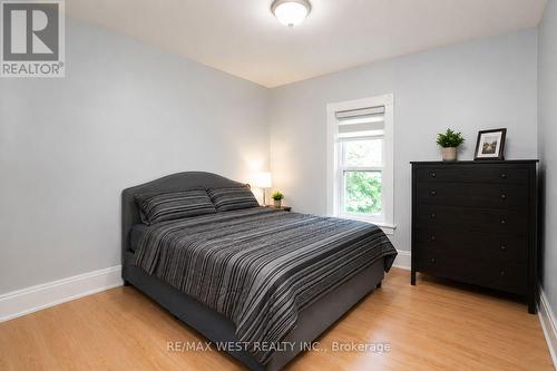 217 Hexam Street, Cambridge, ON - Indoor Photo Showing Bedroom