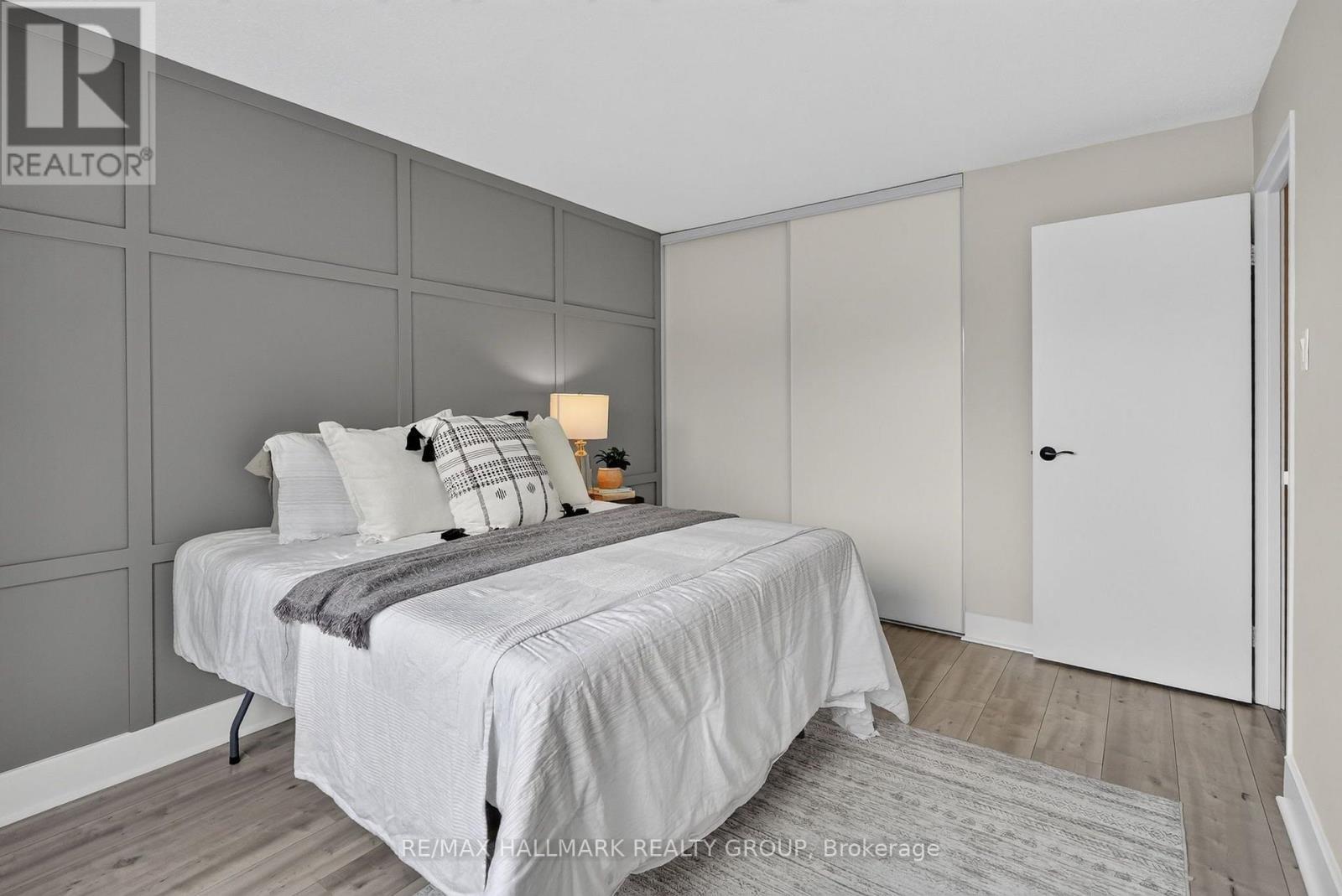 2998 Fairlea Crescent, Ottawa, ON - Indoor Photo Showing Bedroom
