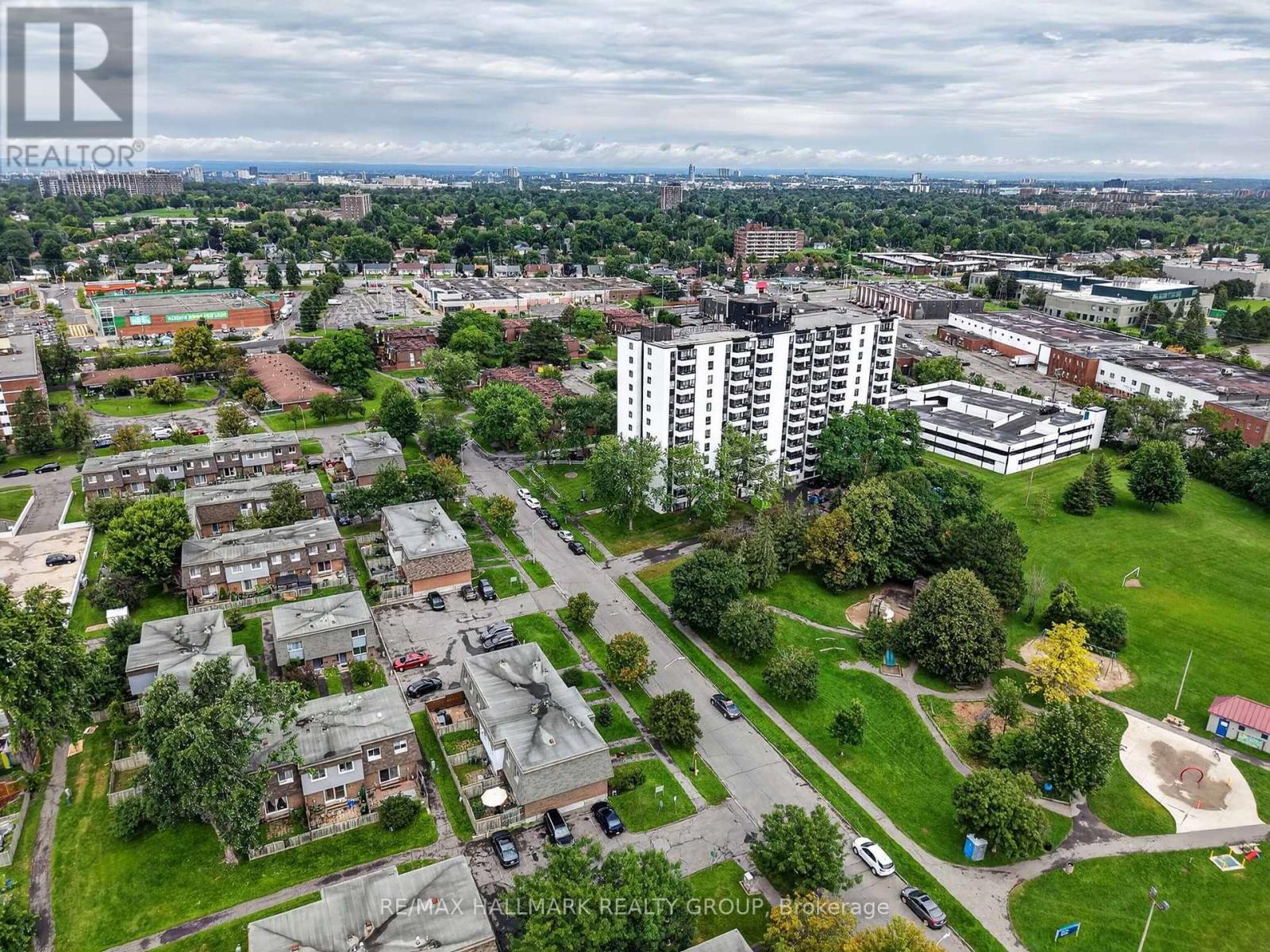 2998 Fairlea Crescent, Ottawa, ON - Outdoor With View