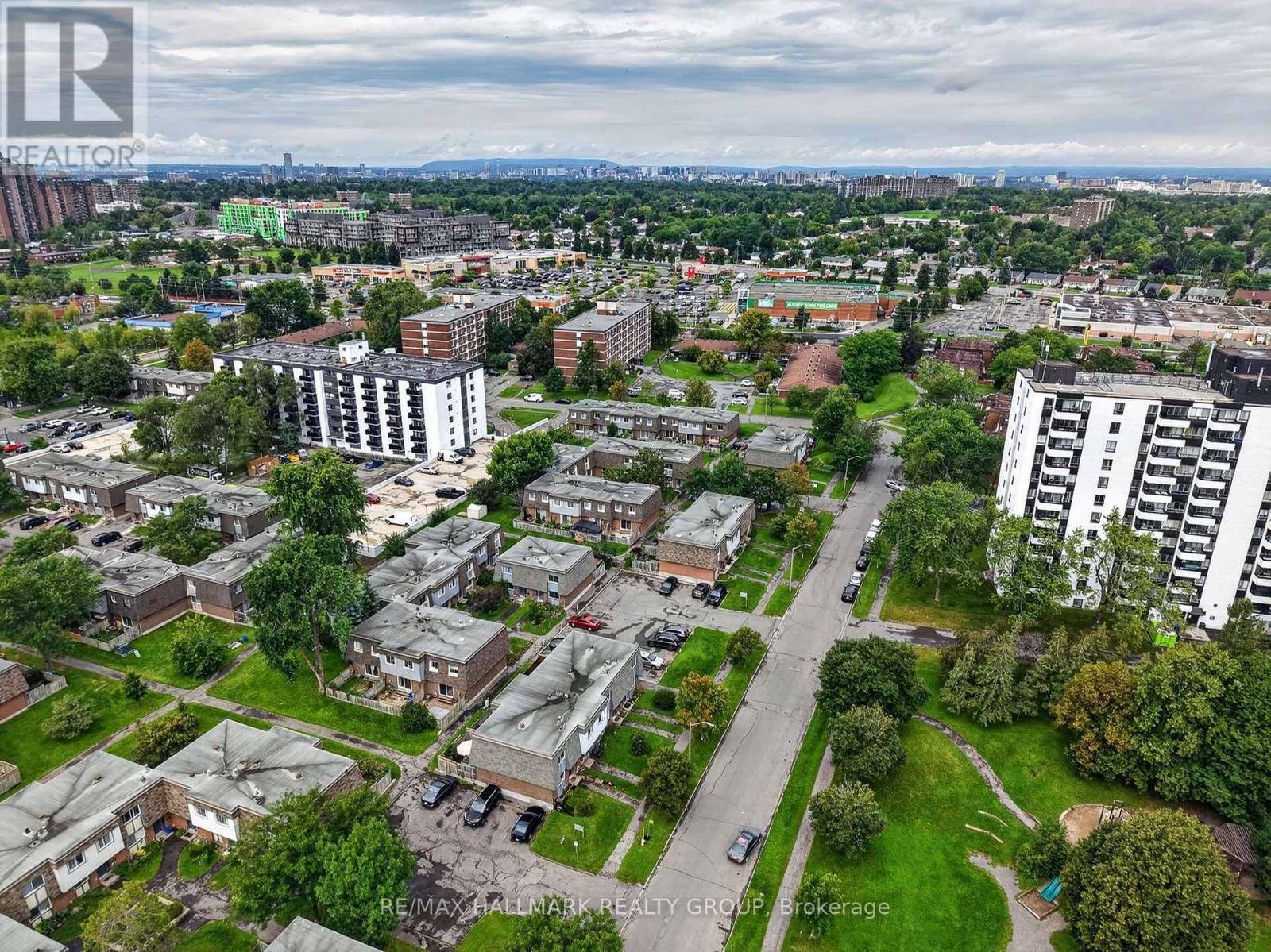 2998 Fairlea Crescent, Ottawa, ON - Outdoor With View