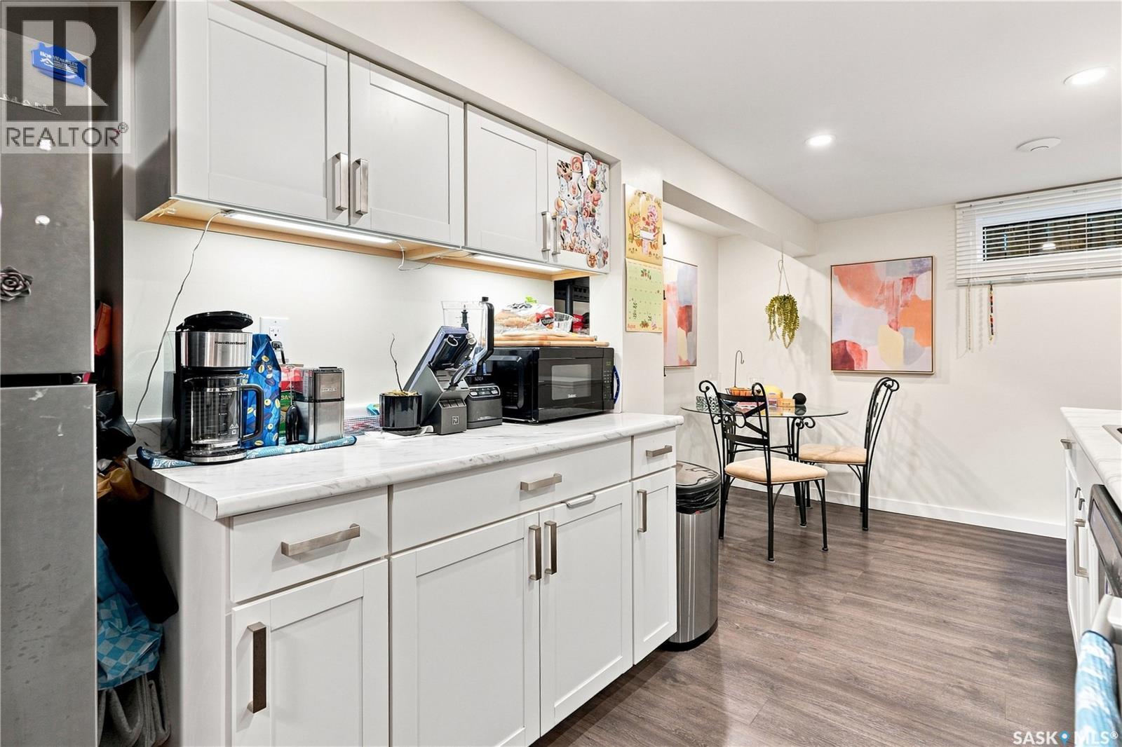 1810 Morgan Avenue, Saskatoon, SK - Indoor Photo Showing Kitchen