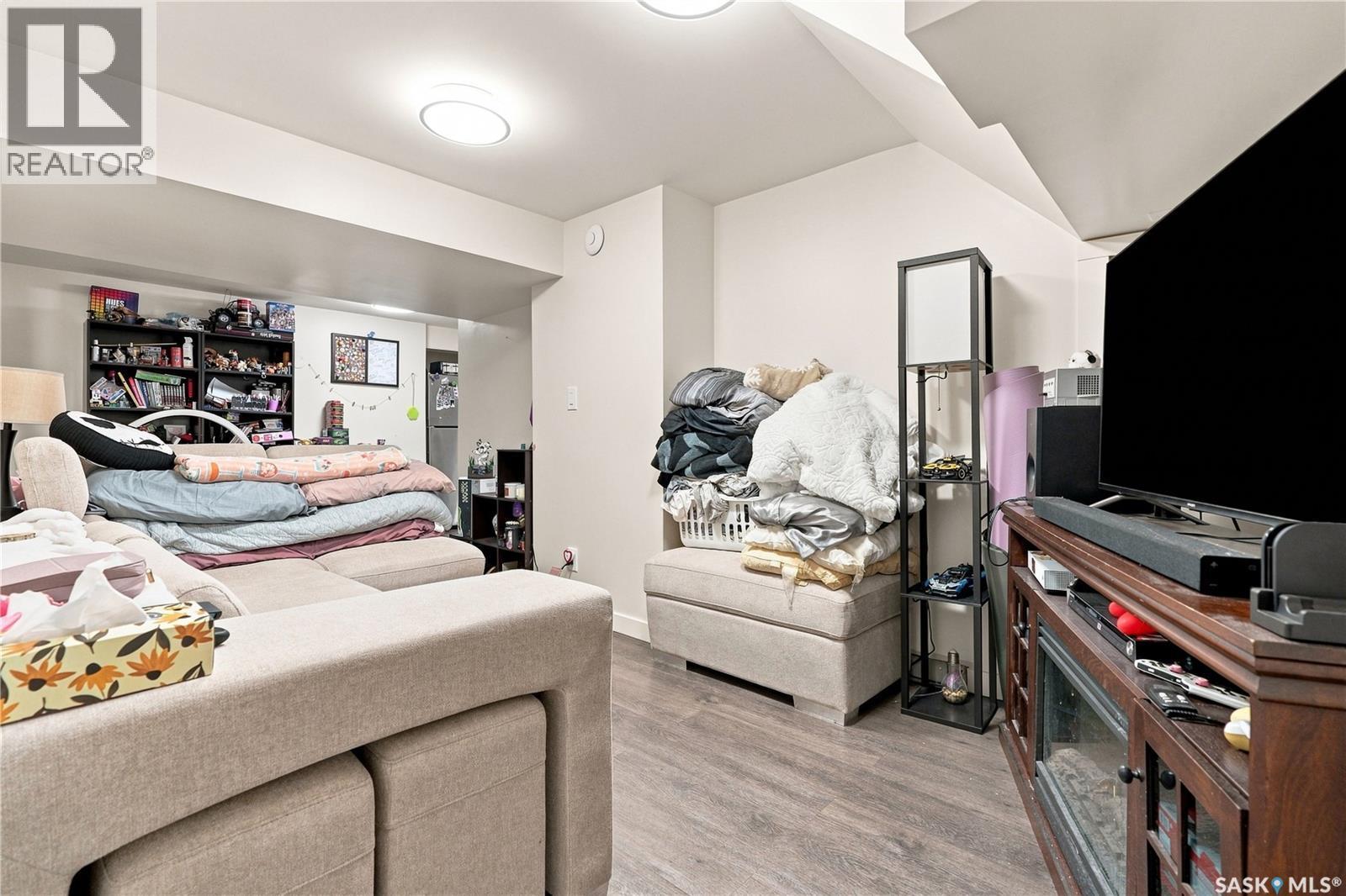 1810 Morgan Avenue, Saskatoon, SK - Indoor