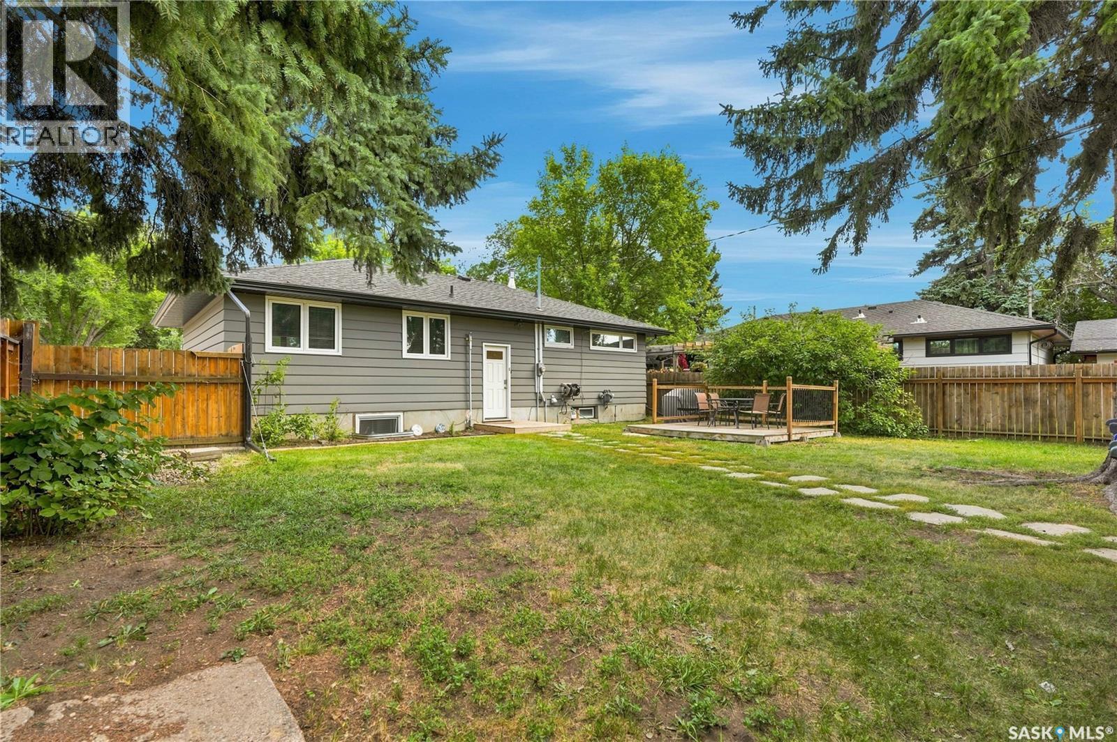 1810 Morgan Avenue, Saskatoon, SK - Outdoor