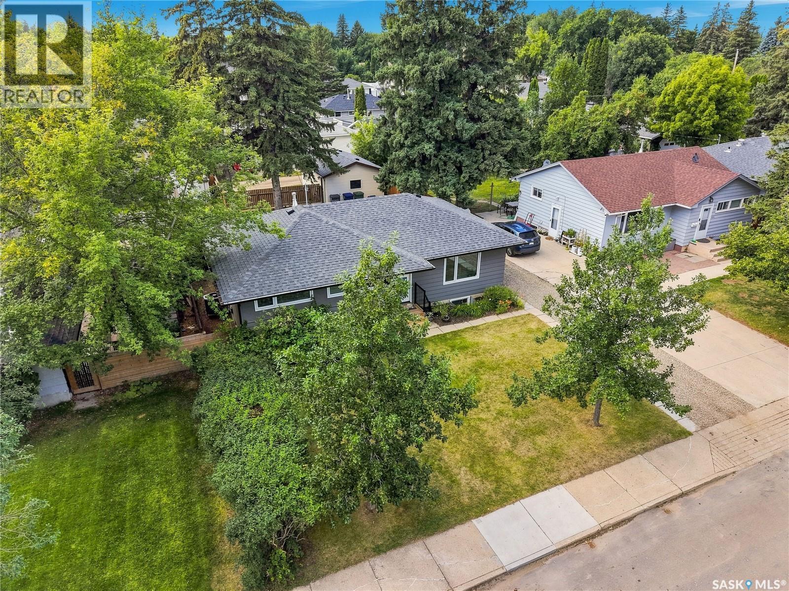 1810 Morgan Avenue, Saskatoon, SK - Outdoor