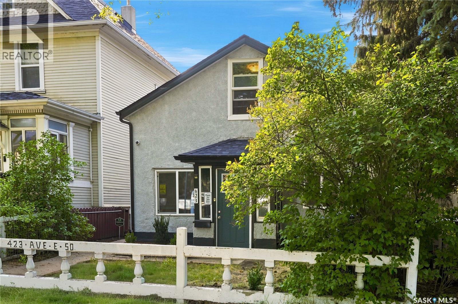 423 E Avenue S, Saskatoon, SK - Outdoor