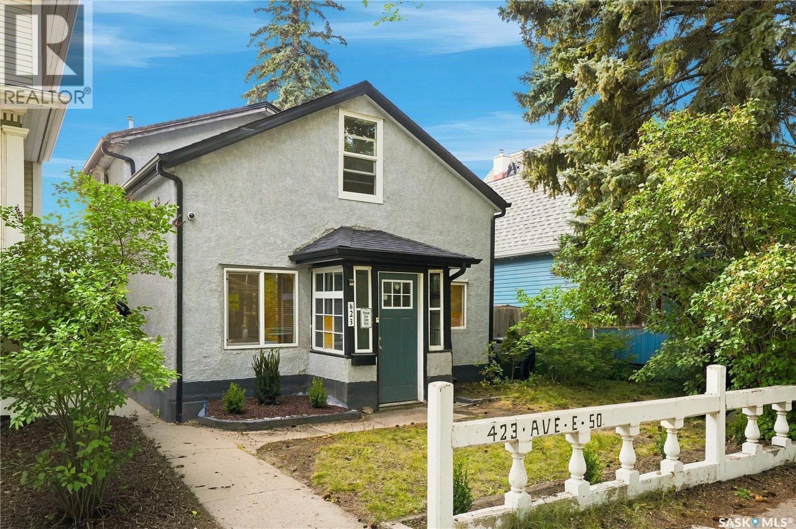 423 E Avenue S, Saskatoon, SK - Outdoor