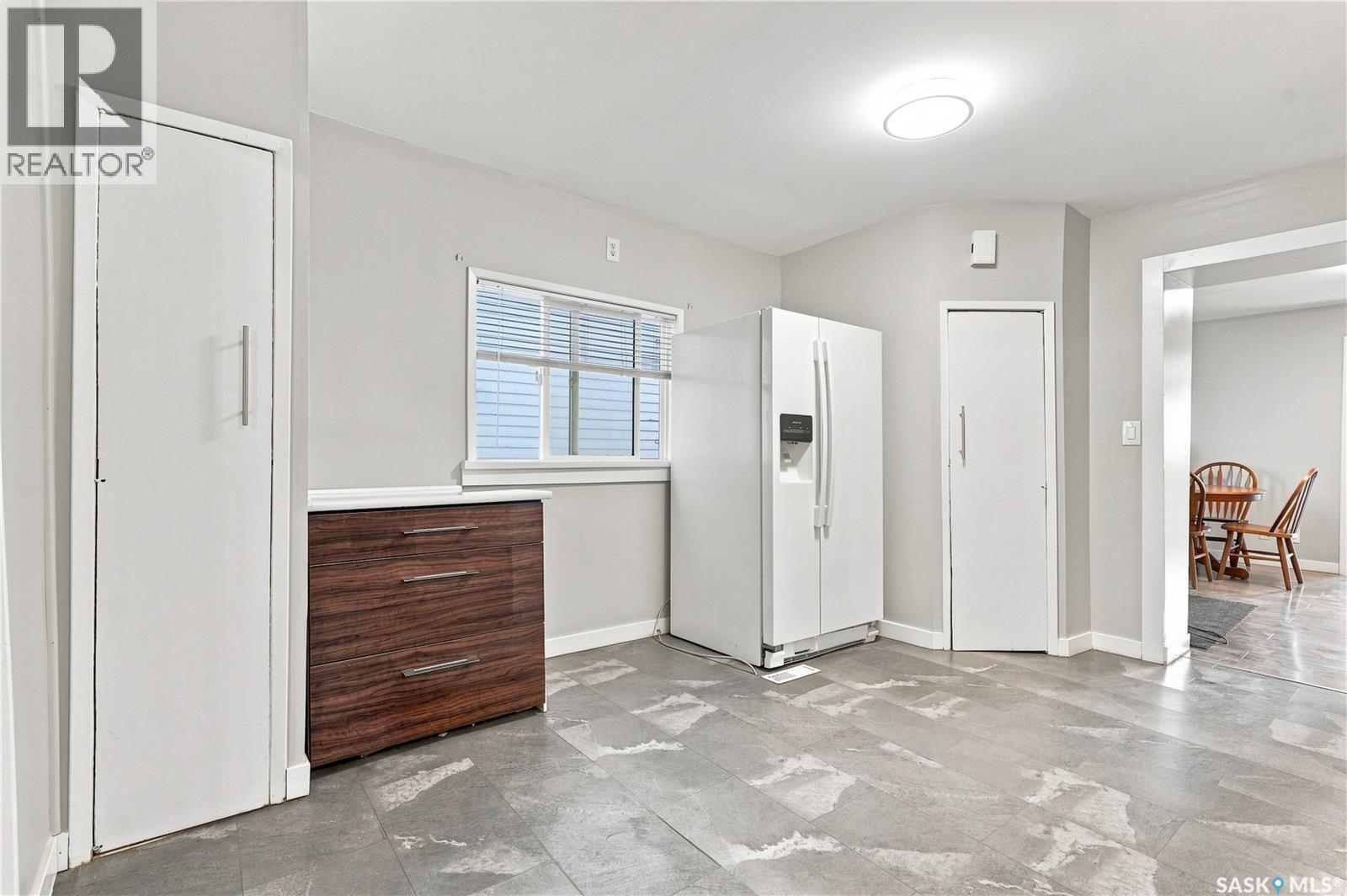 423 E Avenue S, Saskatoon, SK - Indoor Photo Showing Other Room